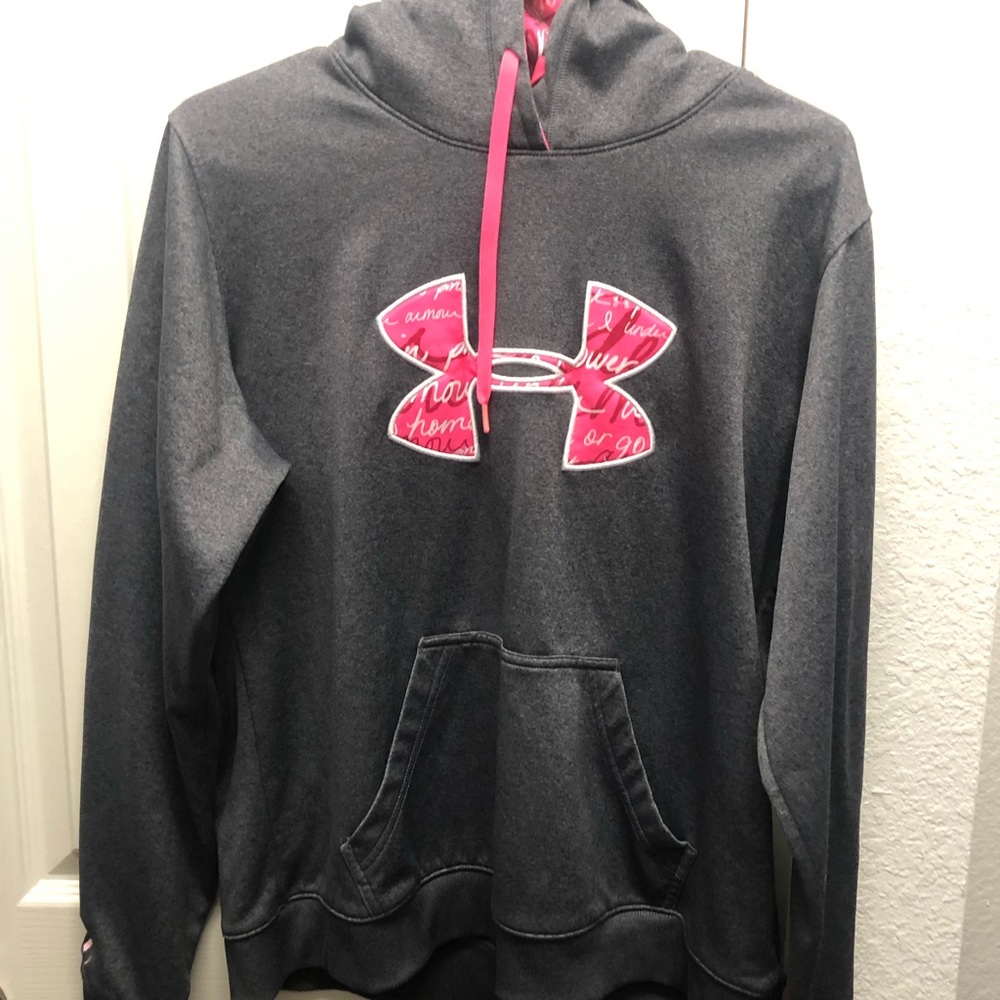 Sweatshirt / Hoodie